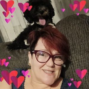 Meet your Posher, Debra